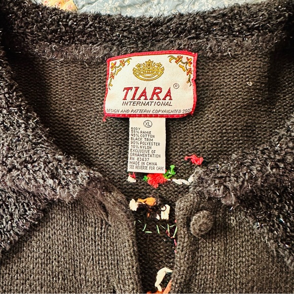 Vintage Y2K Tiara Intl Black Holiday Cardigan Sweater with Snowmen Size XL 2002 - Picture 2 of 9